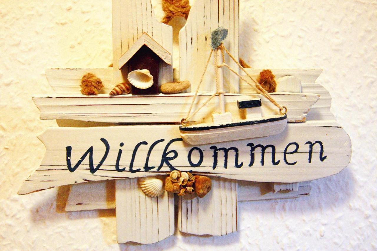 Inviting Holiday Home With Garden Trassenheide Eksteriør bilde